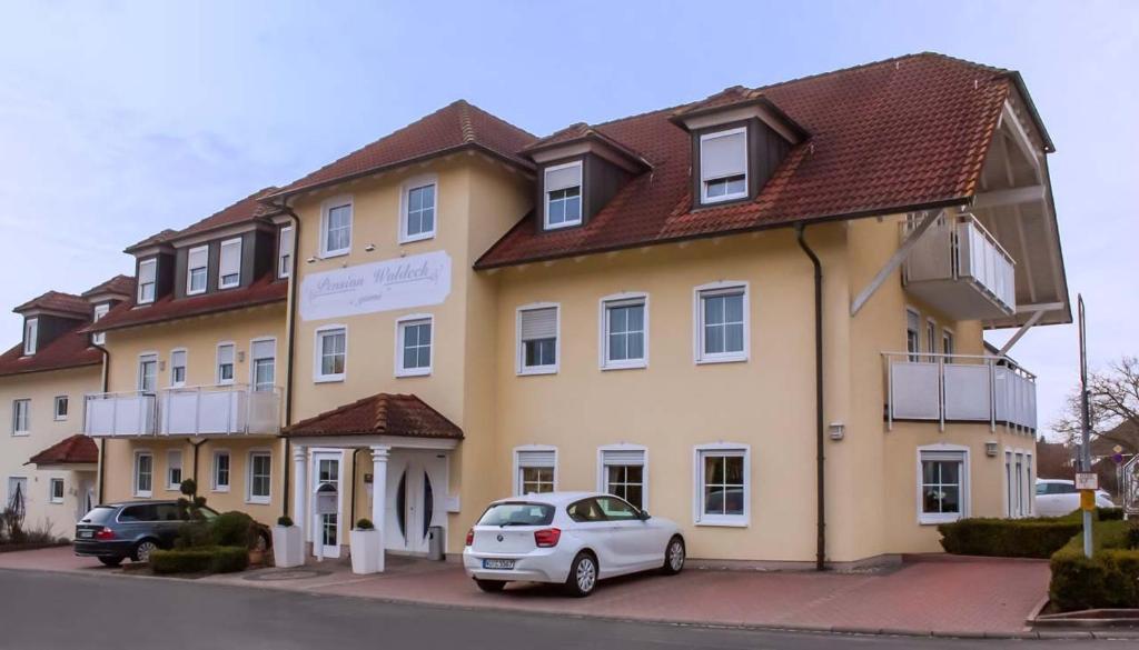 Hotel Waldeck Garni Kist Exterior photo